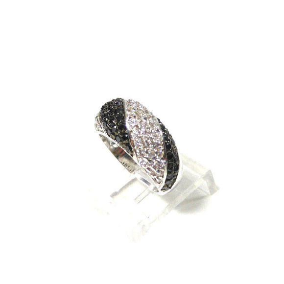 Black and Clear CZ Ring Rhodium Plated Size 5 - Picture 3 of 7